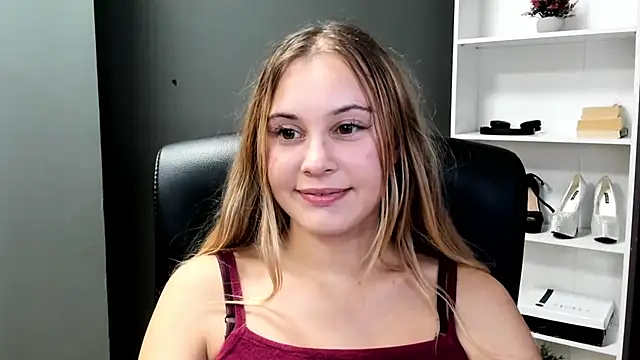 Snapshot of kitty_valeria chatting on 9, 7, 2026 kitty valeria online show from 9, 7, 2026