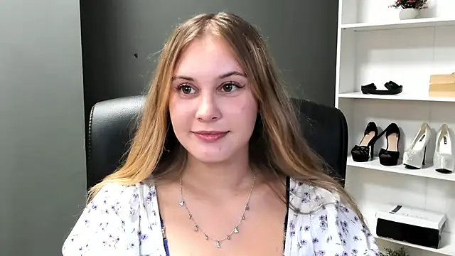 Snapshot of kitty_valeria chatting on 13, 7, 2026 kitty valeria online show from 13, 7, 2026