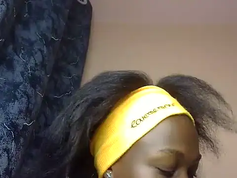 Horny-pretty online show from 17, 4, 2026