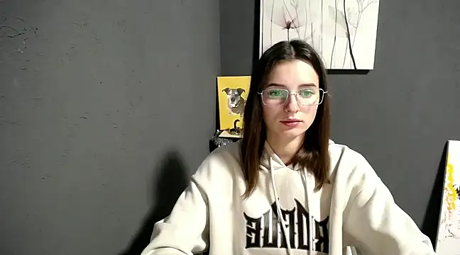 Snapshot of lady_olivia_ chatting on 10, 12, 2024 lady olivia  online show from 10, 12, 2024