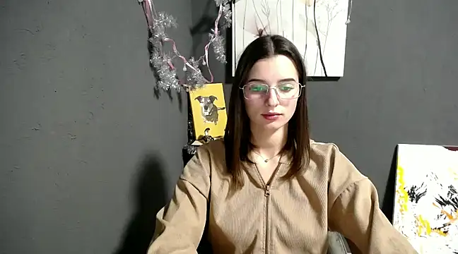 Snapshot of lady_olivia_ chatting on 20, 12, 2024 lady olivia  online show from 20, 12, 2024