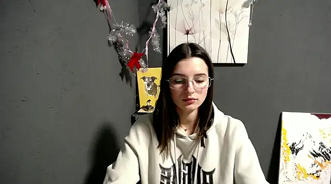 Snapshot of lady_olivia_ chatting on 24, 12, 2024 lady olivia  online show from 24, 12, 2024