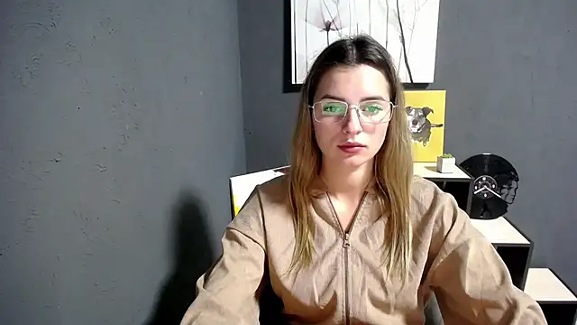 Snapshot of lady_olivia_ chatting on 7, 10, 2025 lady olivia  online show from 7, 10, 2025