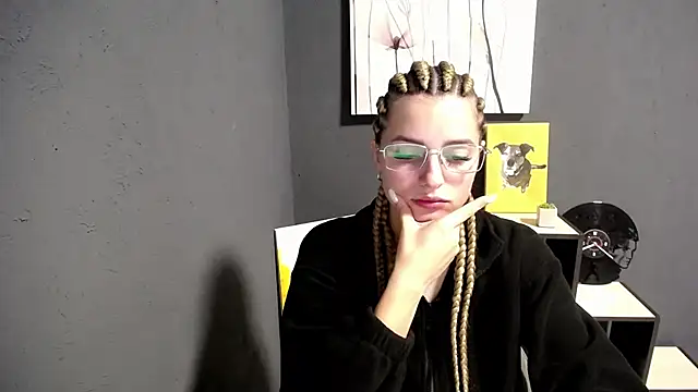 Snapshot of lady_olivia_ chatting on 13, 10, 2025 lady olivia  online show from 13, 10, 2025