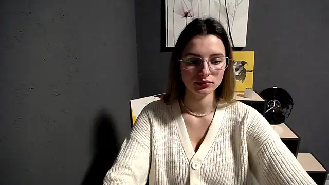 lady olivia  online show from 5, 1, 2026