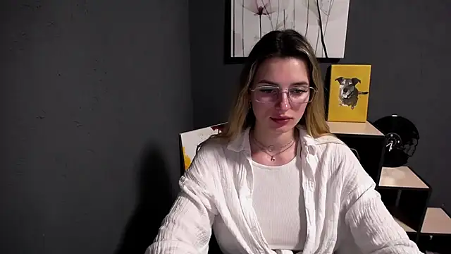 Snapshot of lady_olivia_ chatting on 18, 5, 2026 lady olivia online show from 18, 5, 2026