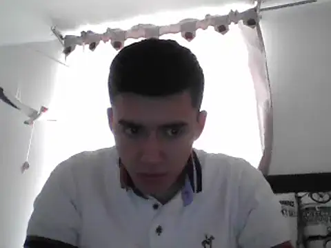 Snapshot of Estebitan_vm chatting on 8, 1, 2025 Estebitan vm online show from 8, 1, 2025