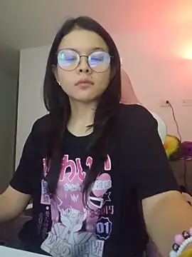 Snapshot of azumiichan chatting on 13, 5, 2026 azumiichan online show from 13, 5, 2026
