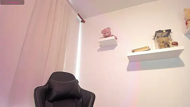 Snapshot of I_am_tori chatting on 29, 1, 2025 I am tori online show from 29, 1, 2025