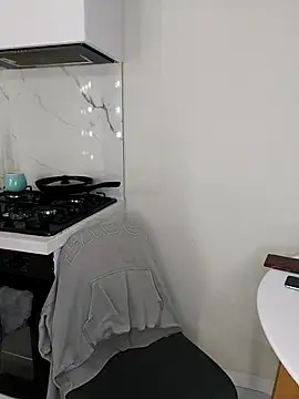 zarina3003 online show from 5, 12, 2025