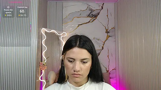 Snapshot of Chiara_tay chatting on 12, 5, 2026 Chiara tay online show from 12, 5, 2026