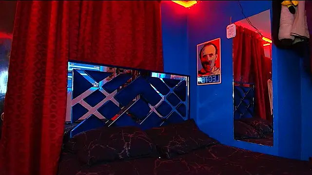 Luke Howland online show from 15, 10, 2025