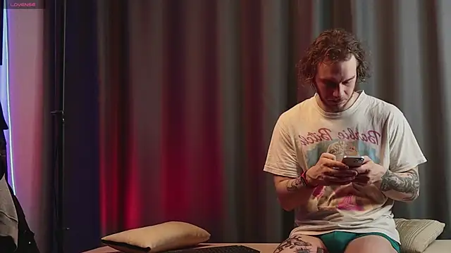 pleasure8869 online show from 27, 1, 2025