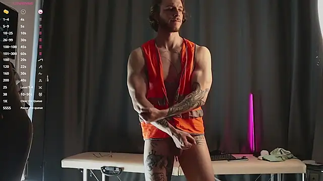 pleasure8869 online show from 4, 2, 2025