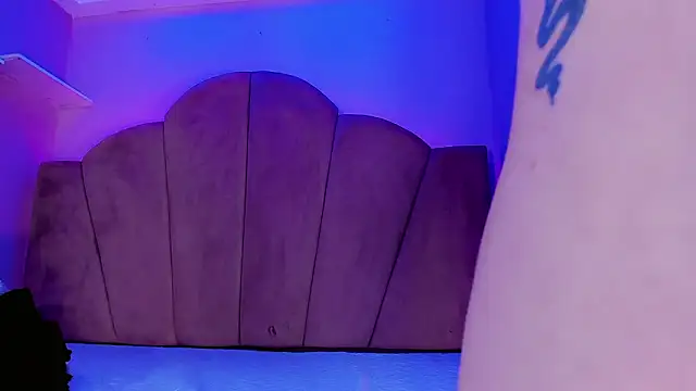 ValeriaAguilar online show from 17, 3, 2026