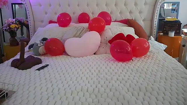 Snapshot of VegasDani chatting on 12, 3, 2026 VegasDani online show from 12, 3, 2026