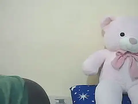 ebony curvedass online show from 11, 3, 2026