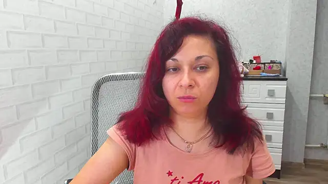 TeasyLana online show from 9, 1, 2025