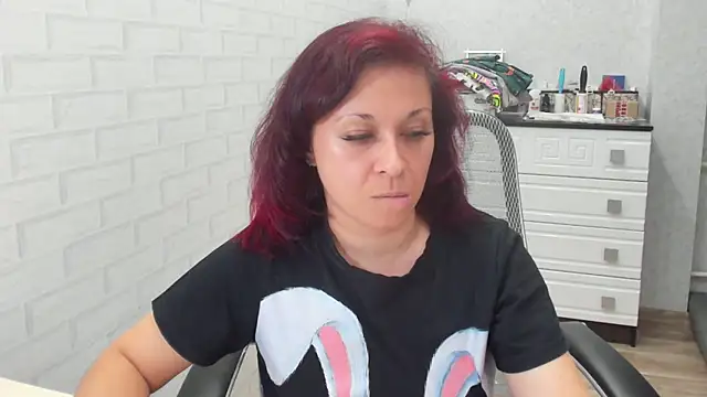 TeasyLana online show from 14, 9, 2025