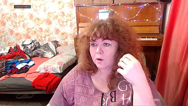 RoseRed69 online show from 10, 11, 2025