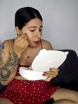 caro sweett online show from 5, 12, 2024