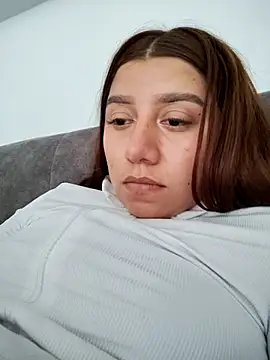 caro sweett online show from 8, 9, 2025