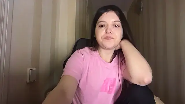 Snapshot of Lina_Most chatting on 1, 2, 2026 Lina Most online show from 1, 2, 2026