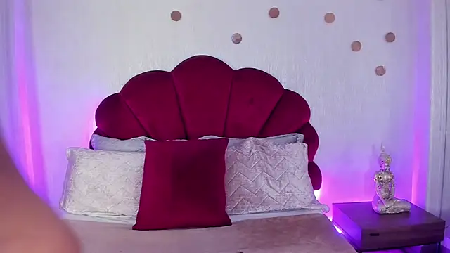 AndreaPink2024 online show from 11, 4, 2026