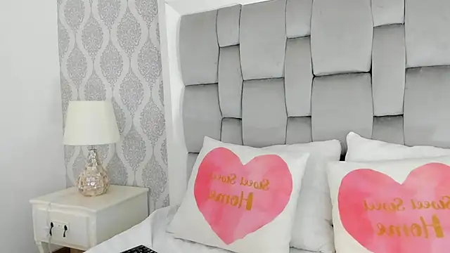 Snapshot of Kimberlin_Cam_ chatting on 24, 2, 2026 Kimberlin Cam online show from 24, 2, 2026