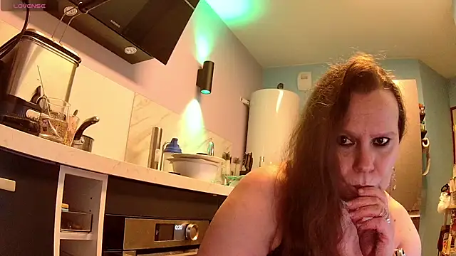 Endrocleia online show from 16, 11, 2025