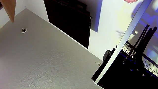 Snapshot of dickparty69@xh chatting on 5, 11, 2025 dickparty69xh online show from 5, 11, 2025