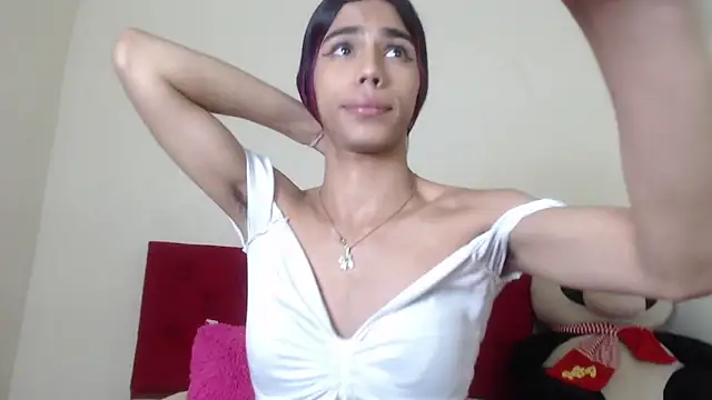 Snapshot of Luluu_08 chatting on 11, 2, 2025 Luluu 08 online show from 11, 2, 2025