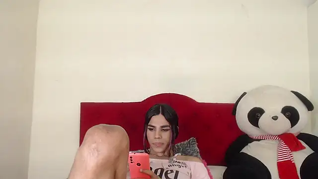 Snapshot of Luluu_08 chatting on 21, 2, 2025 Luluu 08 online show from 21, 2, 2025