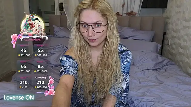 GoodGirl0024 online show from 22, 2, 2025