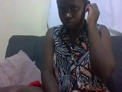 Snapshot of Sweetcecie01 chatting on 24, 4, 2026 Sweetcecie01 online show from 24, 4, 2026