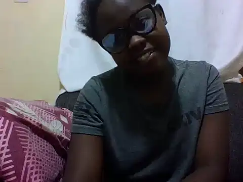 Snapshot of Sweetcecie01 chatting on 4, 5, 2026 Sweetcecie01 online show from 4, 5, 2026