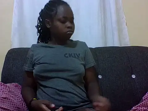 Snapshot of Sweetcecie01 chatting on 18, 5, 2026 Sweetcecie01 online show from 18, 5, 2026