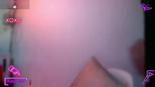 LauGrayJ online show from 4, 10, 2025