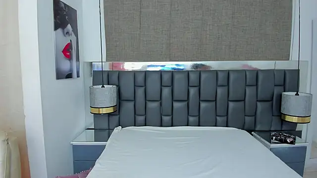 Snapshot of _cat_18 chatting on 19, 12, 2024  cat 18 online show from 19, 12, 2024