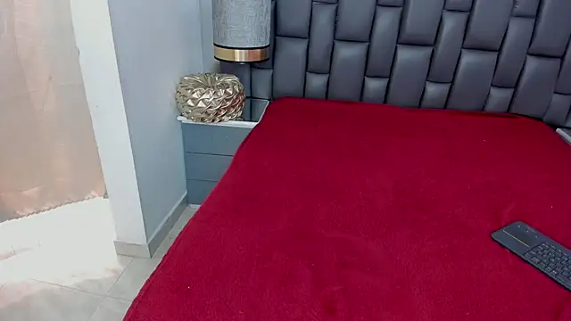 Snapshot of _cat_18 chatting on 20, 12, 2024  cat 18 online show from 20, 12, 2024