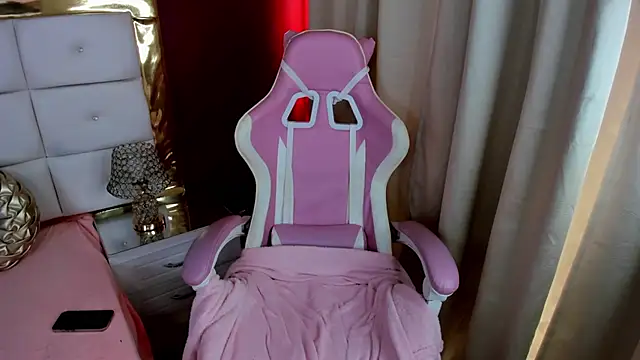 Snapshot of _cat_18 chatting on 29, 12, 2024  cat 18 online show from 29, 12, 2024