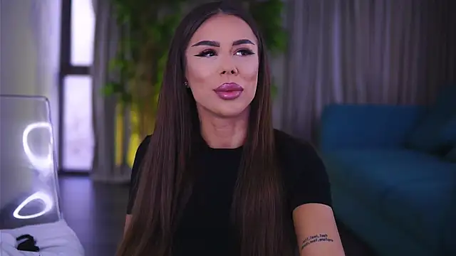 Snapshot of MissKiarra chatting on 19, 3, 2025 MissKiarra online show from 19, 3, 2025