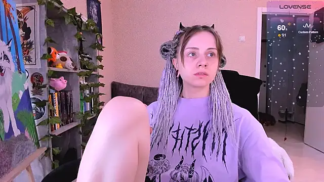 NaniMoore online show from 30, 12, 2024