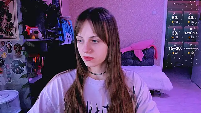 NaniMoore online show from 6, 2, 2025