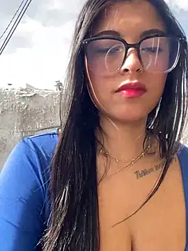 Dulce-diosa online show from 11, 11, 2025