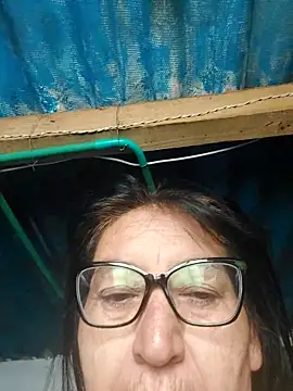 clarita 01 online show from 4, 3, 2026