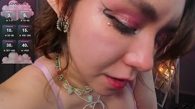 lilly Cherry  online show from 17, 2, 2025