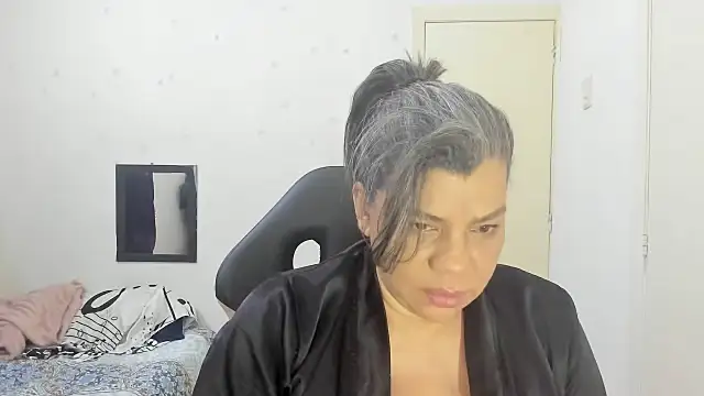 vikyadams online show from 9, 10, 2025