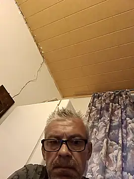 Picolo4111 online show from 26, 9, 2025