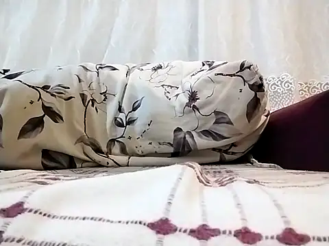 Snapshot of pedram95 chatting on 26, 10, 2025 pedram95 online show from 26, 10, 2025